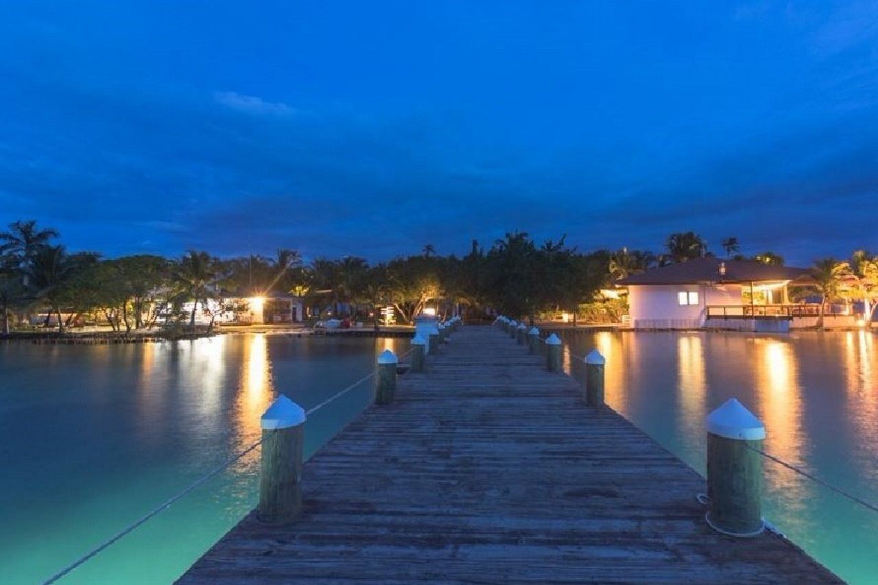 Hatchet Caye Island Resort (Adults Only) Placencia Exterior foto
